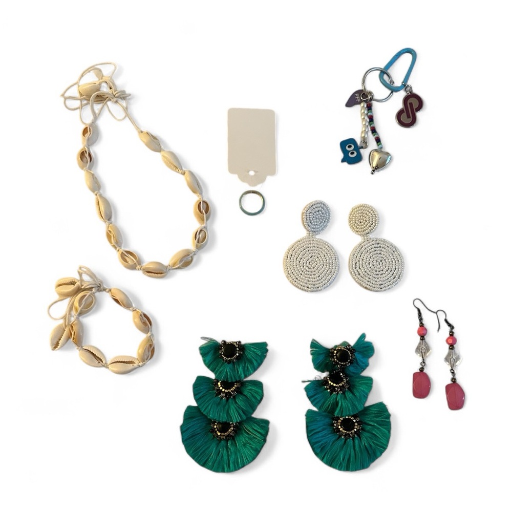 Fashion variety jewelry lot poshmark swag keychain charms